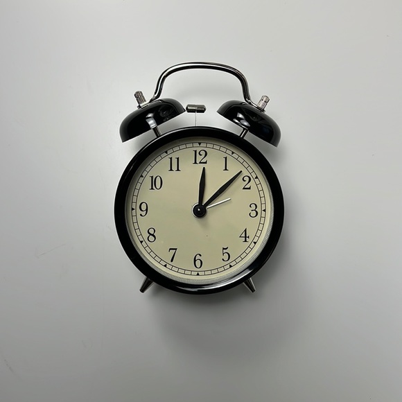 IKEA DEKAD Twin Bell Vintage Style Alarm Clock - Black - Battery Operated - Picture 1 of 6